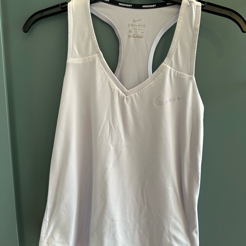 Nike Dri-FIT Athletic Tennis Tank Lavender size S
